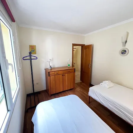 بيت للعطل The Yellow House بول دو مار