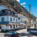 The Yellow House Сasa de vacaciones Paul do Mar (Madeira)