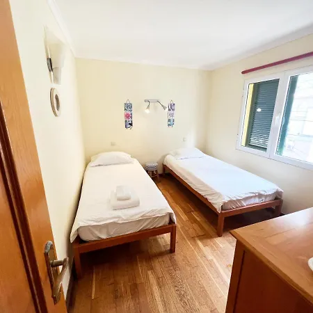 The Yellow House Casa de Férias