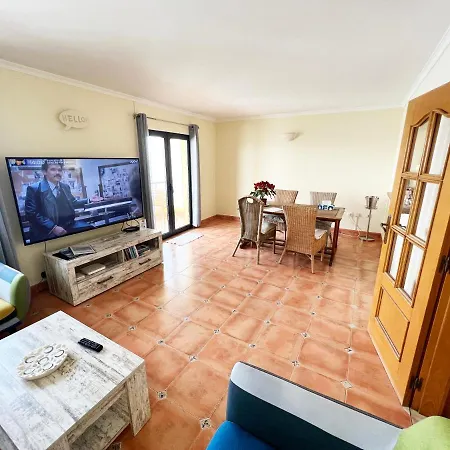 The Yellow House Casa de Férias *