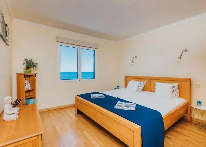 בית נופש The Yellow House