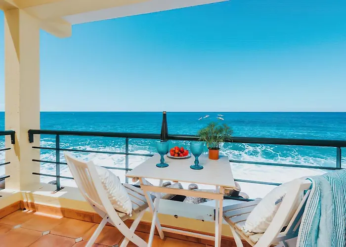 The Yellow House בית נופש פול דו מאר