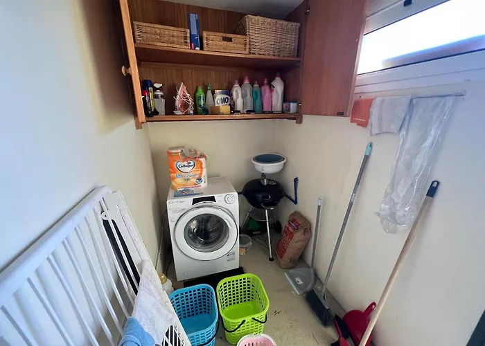 The Yellow House * פול דו מאר